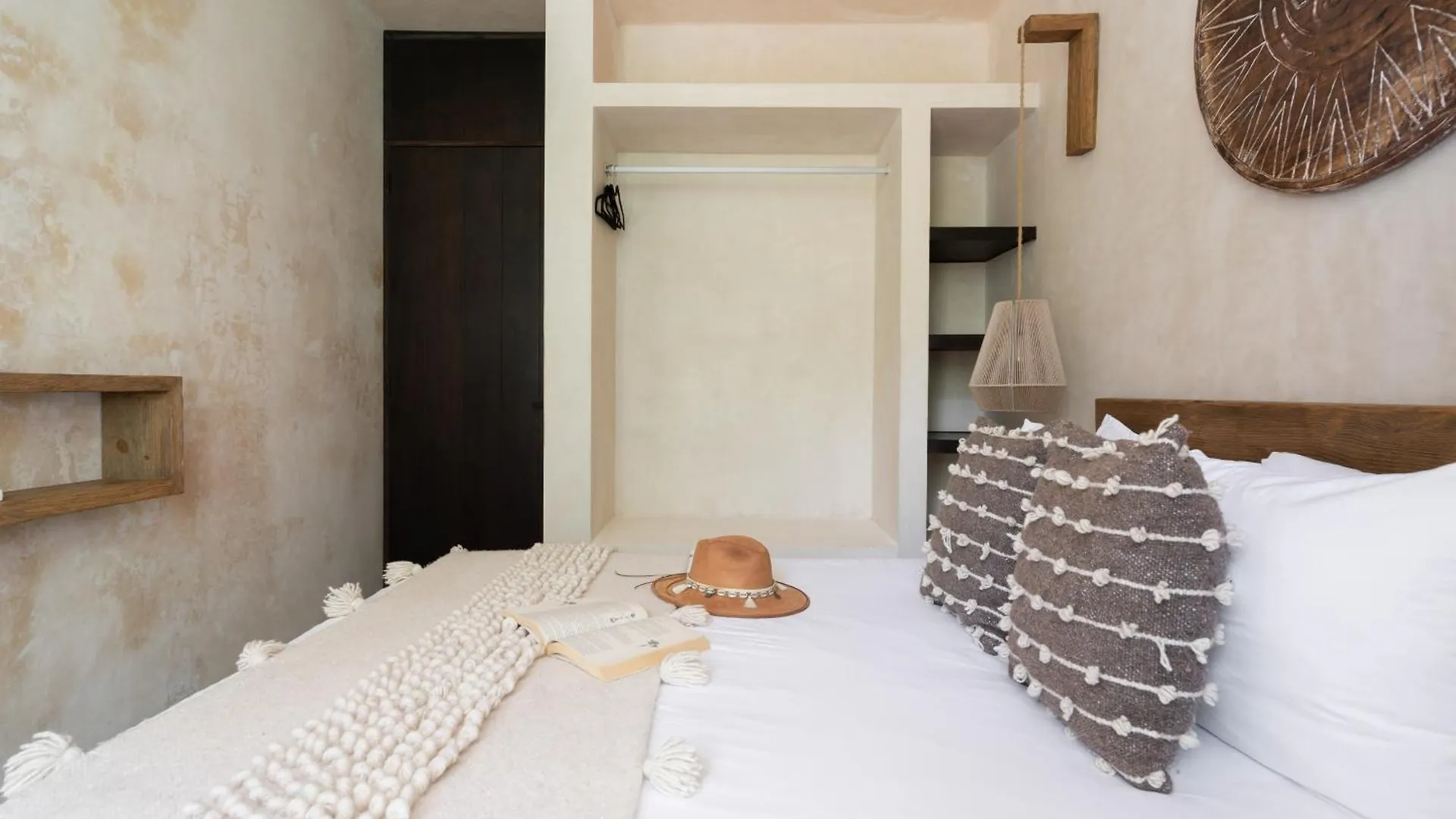 2 Tropical Bohemian Villas-2 Priv Pool-Bbq 3A-3B 툴룸 멕시코