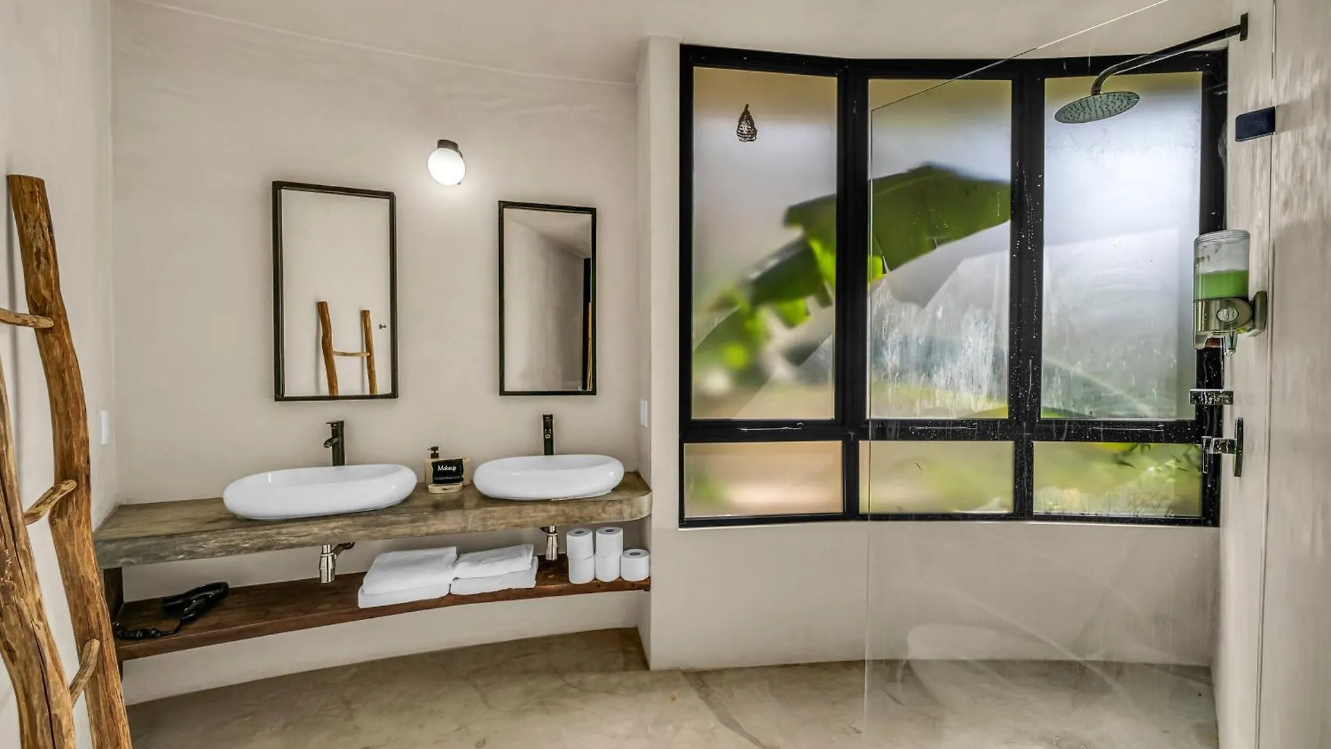 2 Tropical Bohemian Villas-2 Priv Pool-Bbq 3A-3B 툴룸 0*,